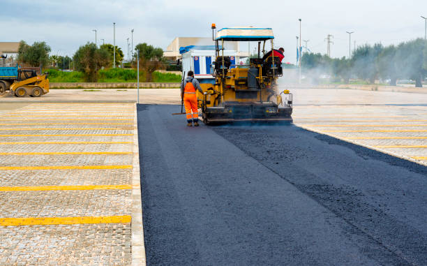 Best Driveway Paving Contractor  in Munising, MI